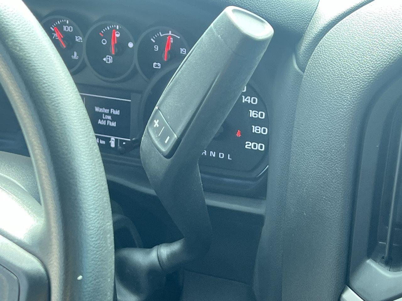 2024 Chevrolet Silverado 1500 Custom Trail Boss 4X4, CRUISE CONTROL, SIRIUS XM, BACK UP CAM!! Photo