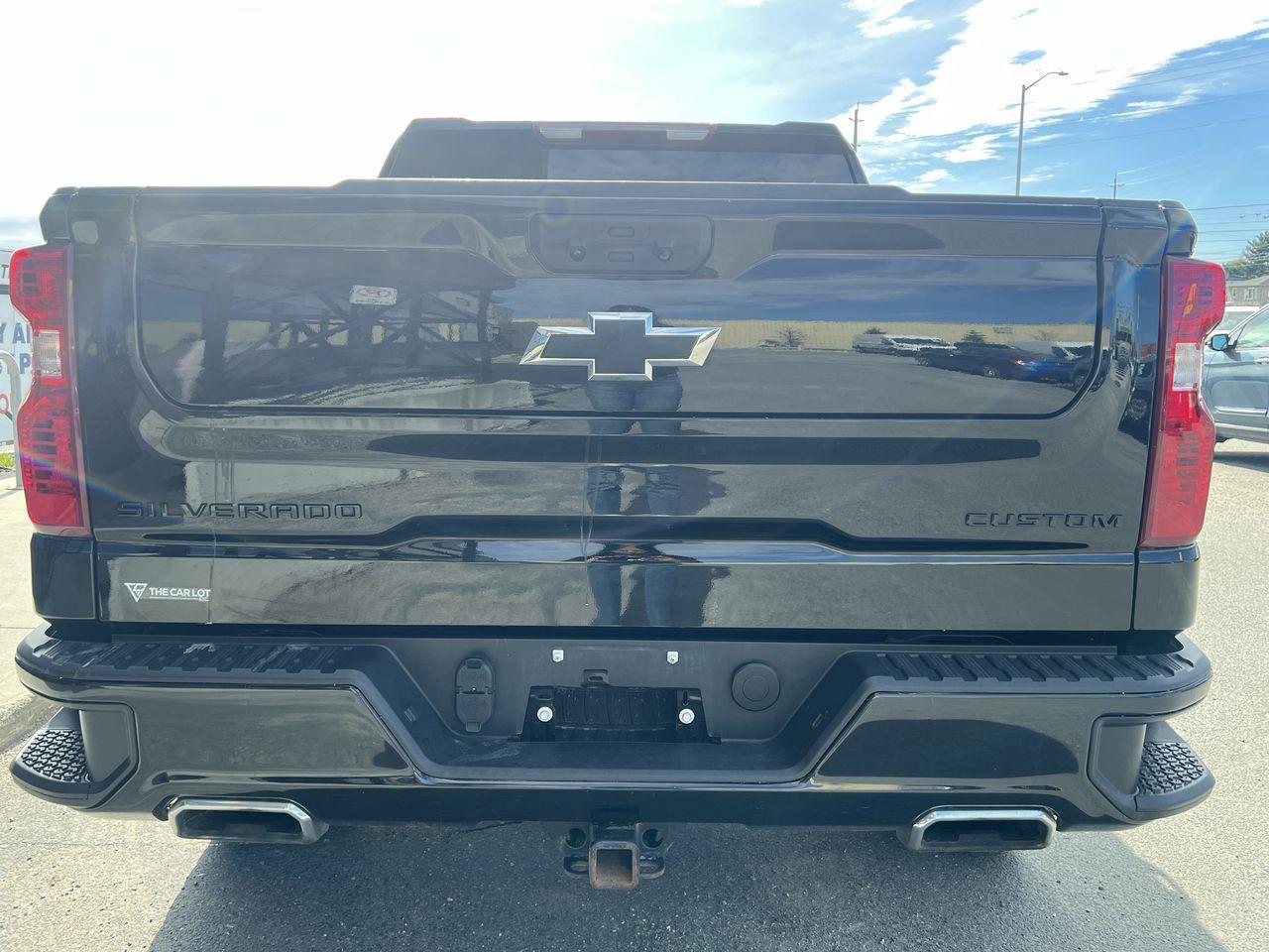 2024 Chevrolet Silverado 1500 Custom Trail Boss 4X4, CRUISE CONTROL, SIRIUS XM, BACK UP CAM!! Photo