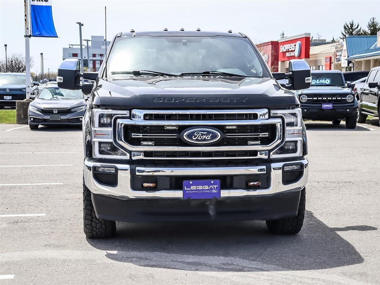 2022 Ford F-250 Lariat 4WD Crew Cab 6.75' Box Photo2