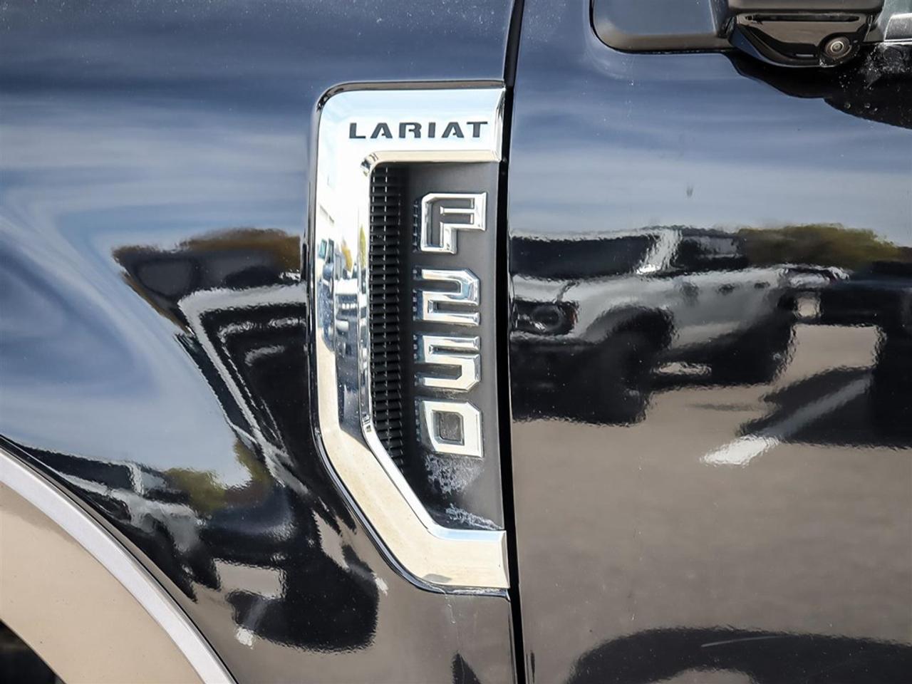 2022 Ford F-250 Lariat 4WD Crew Cab 6.75' Box Photo
