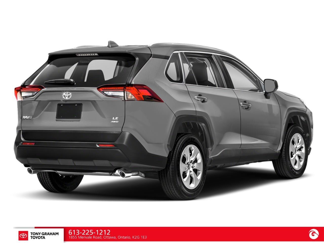 2021 Toyota RAV4 LE Photo