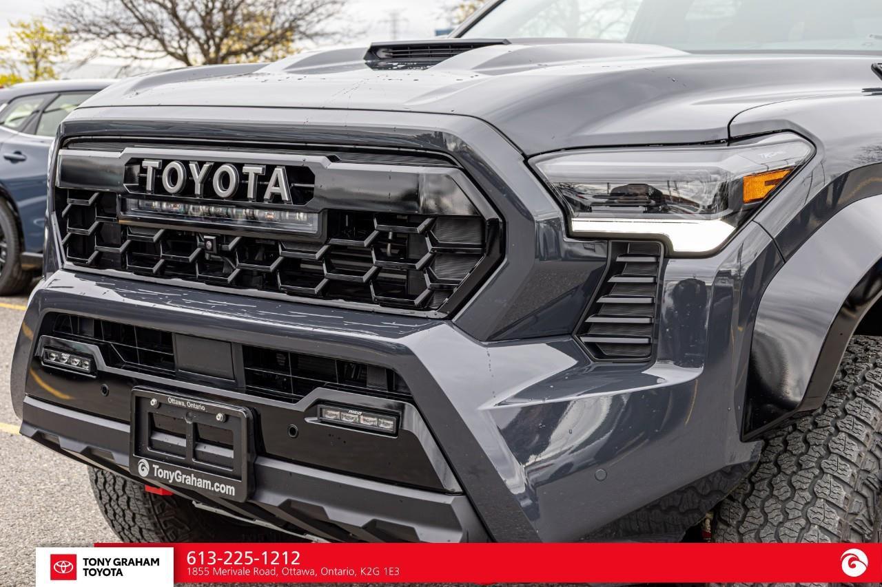 2025 Toyota TACOMA HYBRID TRD Pro Photo