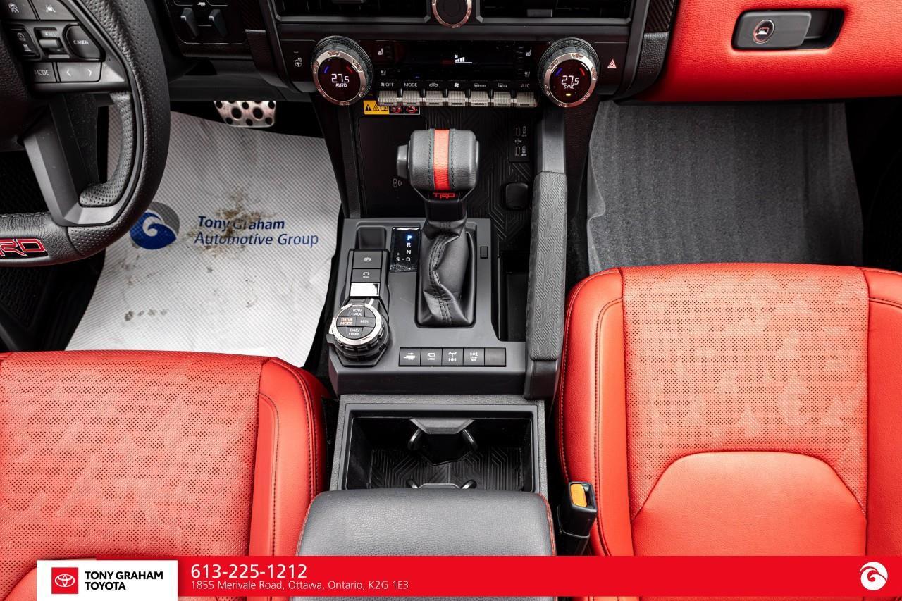 2025 Toyota TACOMA HYBRID TRD Pro Photo