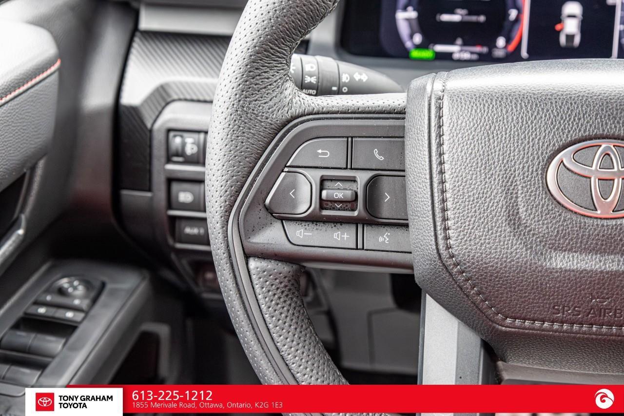 2025 Toyota TACOMA HYBRID TRD Pro Photo