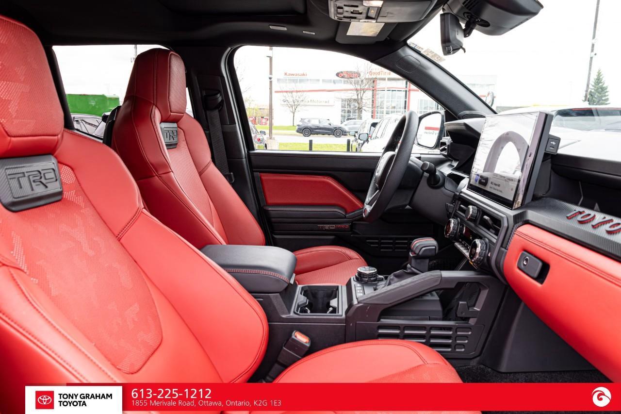 2025 Toyota TACOMA HYBRID TRD Pro Photo
