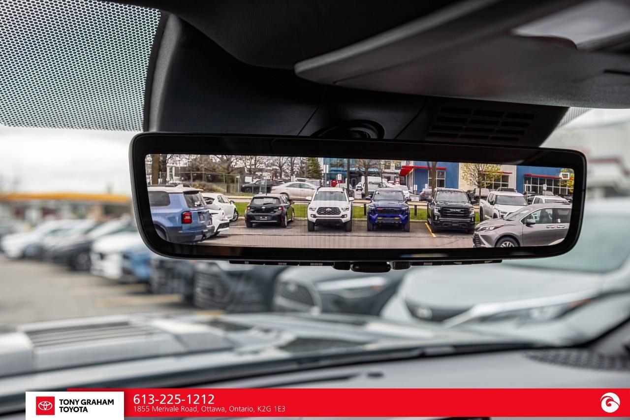 2025 Toyota TACOMA HYBRID TRD Pro Photo