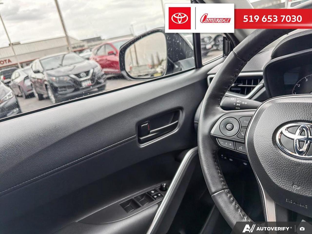 2024 Toyota Corolla Cross LE AWD Photo
