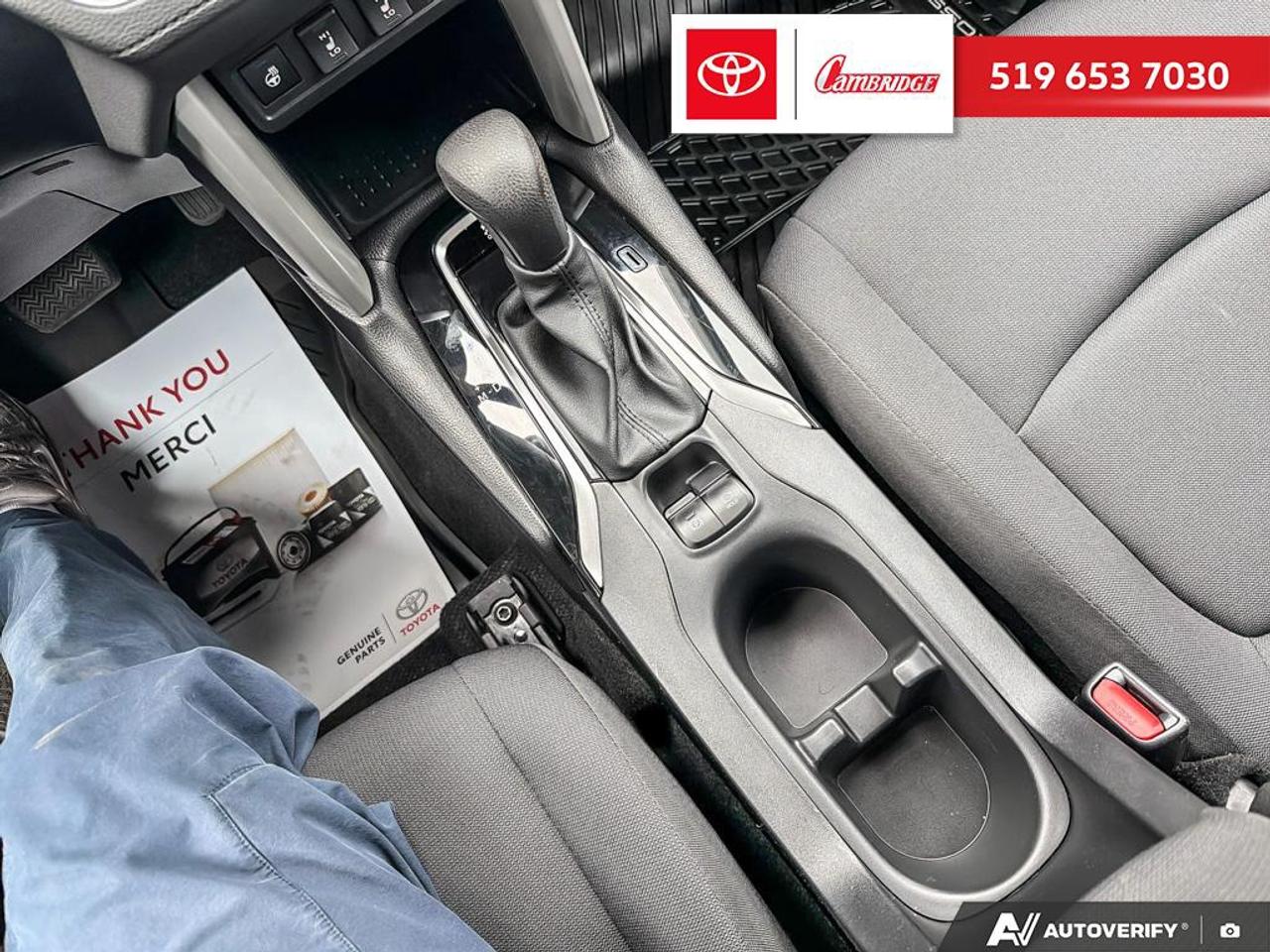 2024 Toyota Corolla Cross LE AWD Photo