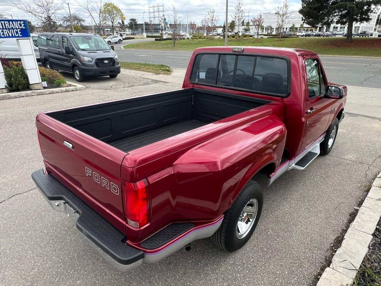 1992 Ford F-150 XLT Photo
