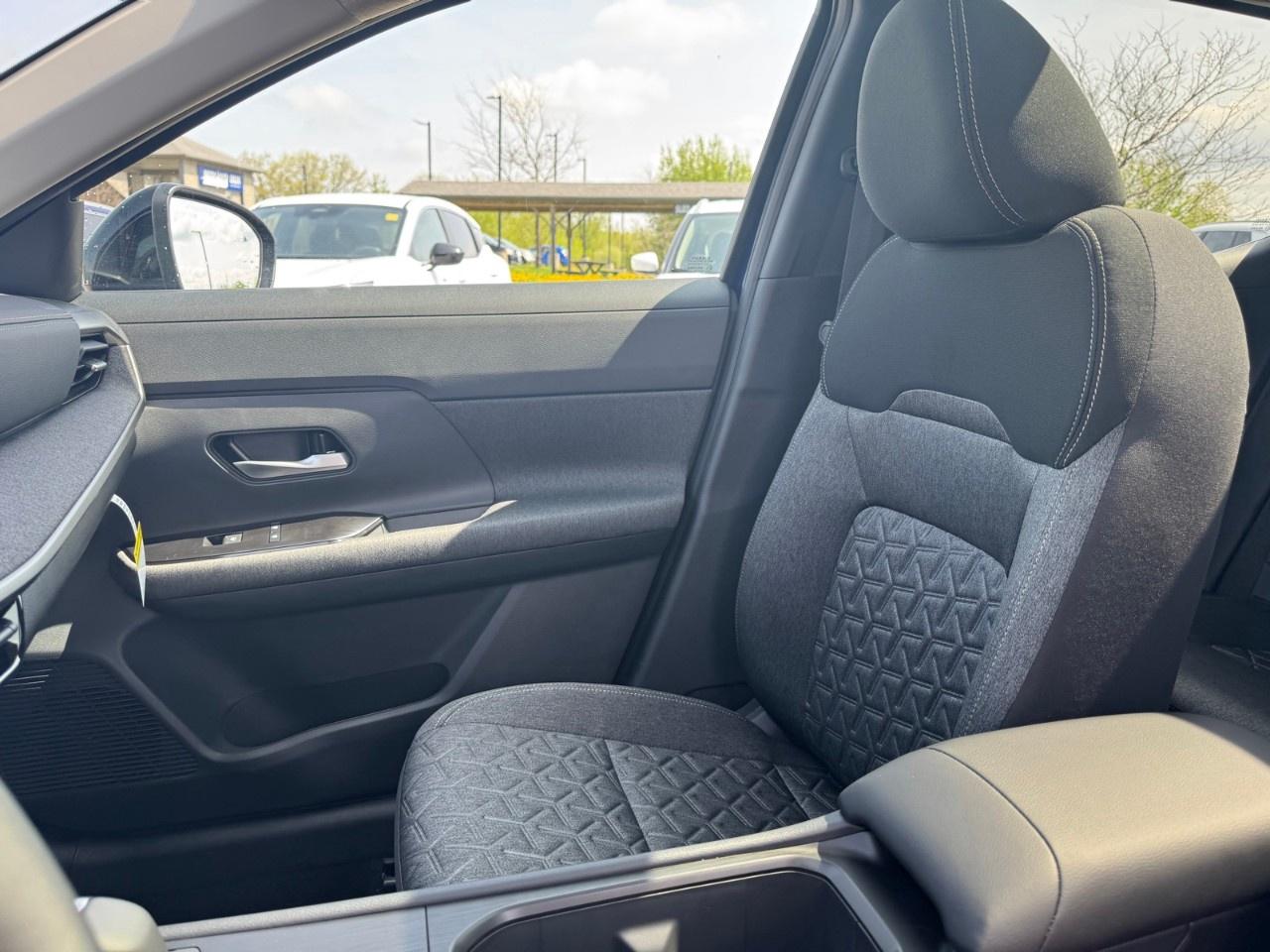 2026 Nissan Kicks SV AWD Photo