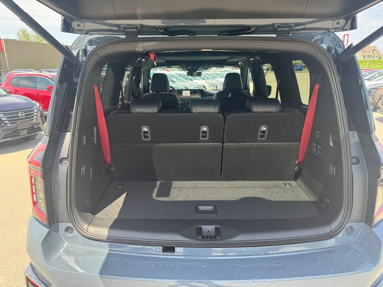 2026 Nissan Armada 4x4 NISMO Photo