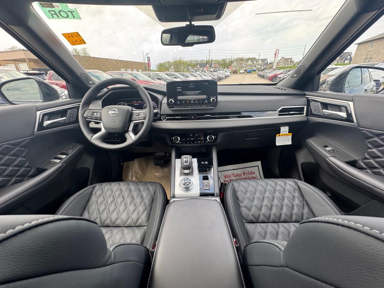 2026 Nissan Rogue Plug-In Hybrid AWD Platinum Photo
