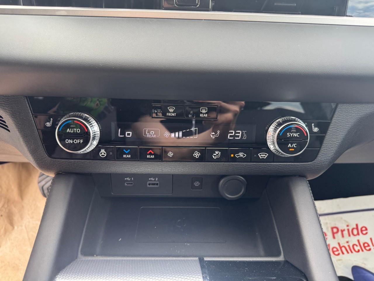 2026 Nissan Rogue Plug-In Hybrid AWD Platinum Photo