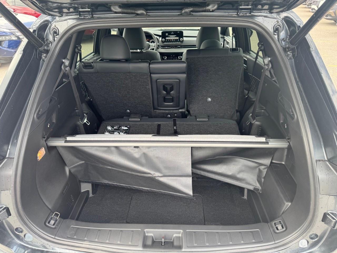2026 Nissan Rogue Plug-In Hybrid AWD Platinum Photo