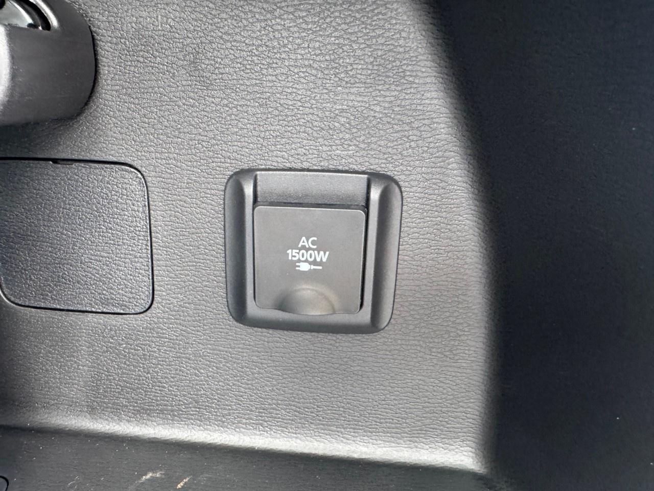 2026 Nissan Rogue Plug-In Hybrid AWD Platinum Photo
