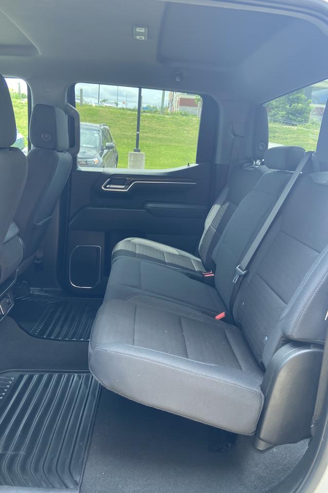 2025 Chevrolet Silverado 1500 LT Photo