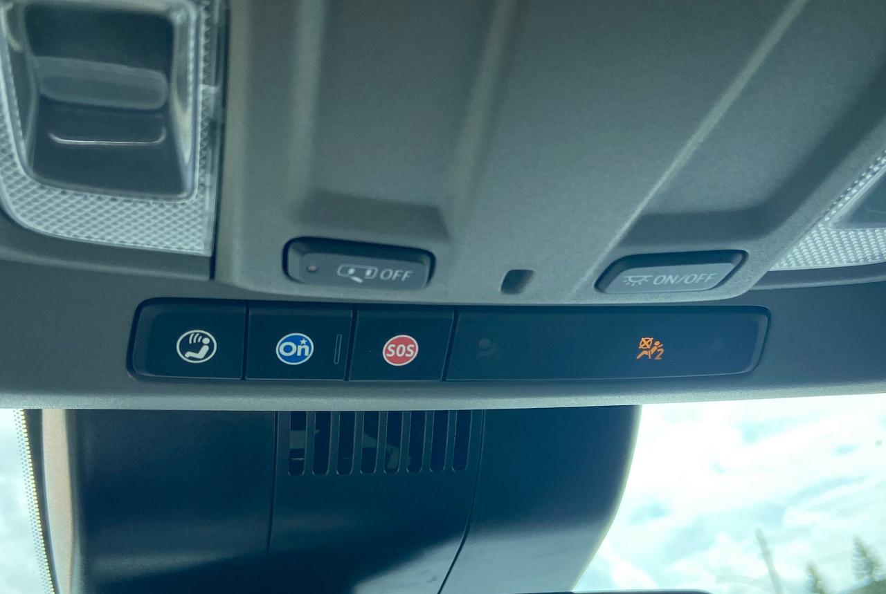 2025 Chevrolet Silverado 1500 LT Photo