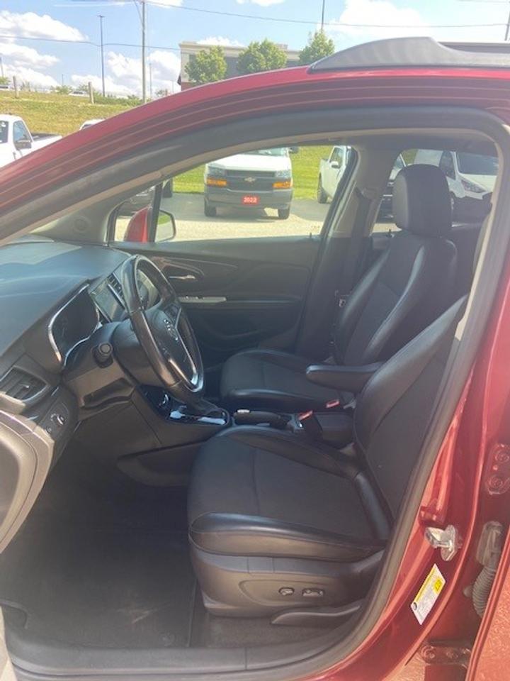 2021 Buick Encore AWD 4dr Preferred Photo