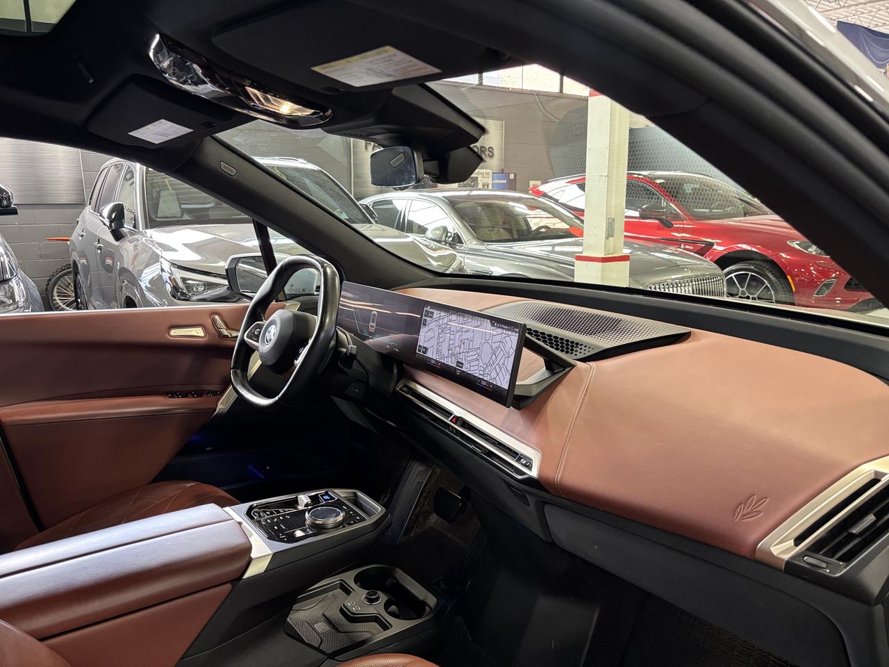 2022 BMW iX xDrive50|AWD|MASSAGE|HEADSUP|3DCAM|BROWNLEATHER|++ Photo