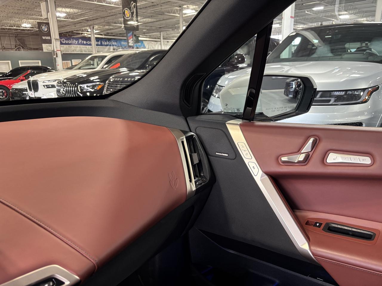 2022 BMW iX xDrive50|AWD|MASSAGE|HEADSUP|3DCAM|BROWNLEATHER|++ Photo