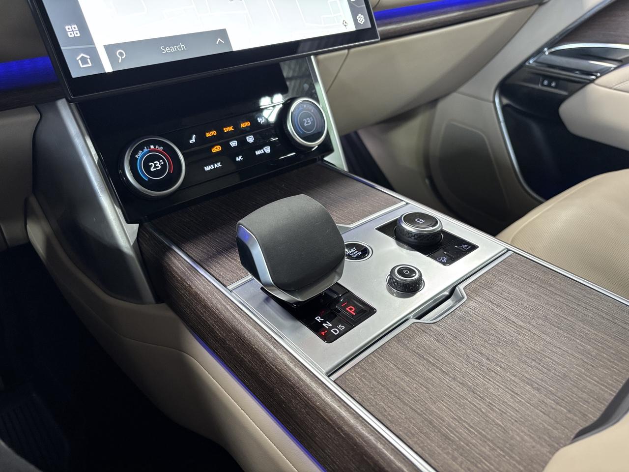 2023 Land Rover Range Rover P530 SE SWB|NO LUX TAX|RECLINE|WOOD|CREAMSEATS|HUD Photo