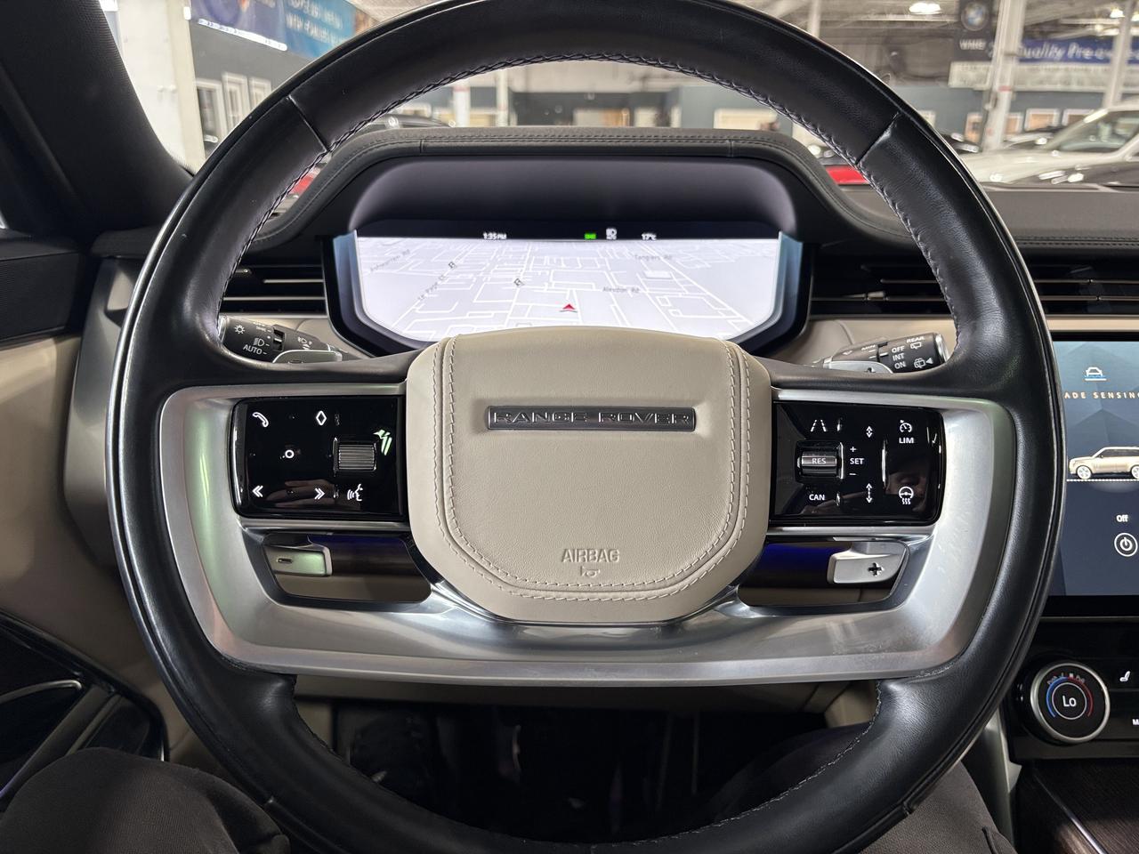 2023 Land Rover Range Rover P530 SE SWB|NO LUX TAX|RECLINE|WOOD|CREAMSEATS|HUD Photo
