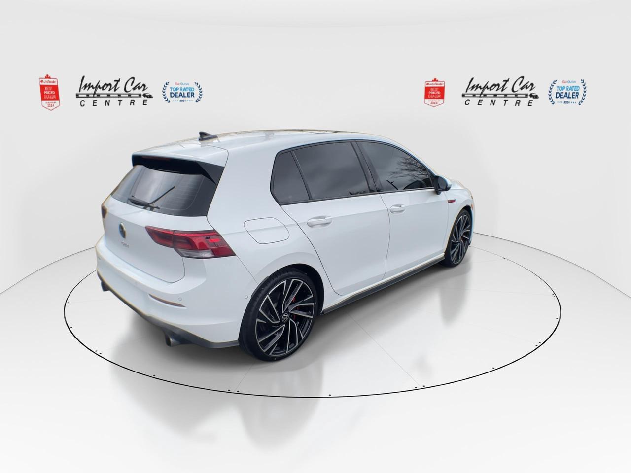 2023 Volkswagen Golf GTI Performance PERFORMANCE, HEADS UP, HARMAN KARDON, Photo