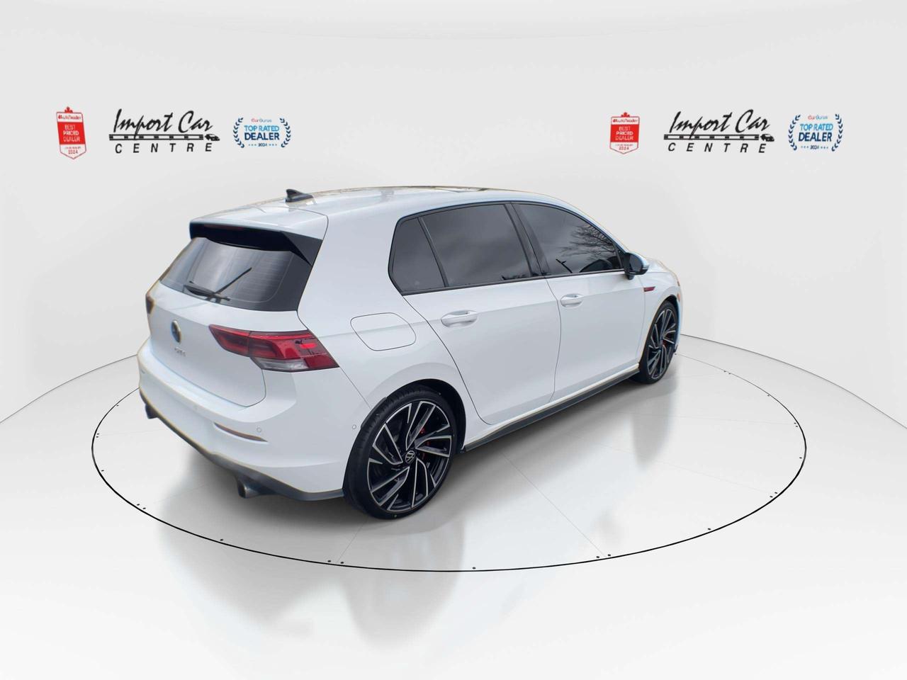 2023 Volkswagen Golf GTI Performance PERFORMANCE, HEADS UP, HARMAN KARDON, NAVI, LEATHER, PANO. ROOF, BLIS, HTD. & VENTED SEATS Photo