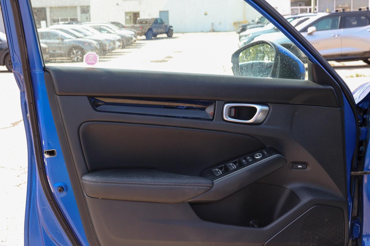 2023 Honda Civic Sedan Touring CVT | NAVIGATION | BOSE AUDIO| BLUETOOTH Photo