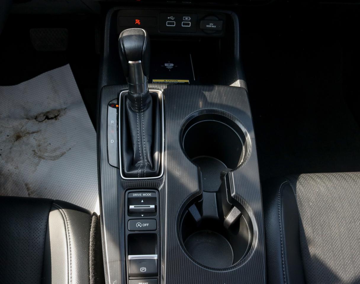 2023 Honda Civic Sedan Touring CVT | NAVIGATION | BOSE AUDIO| BLUETOOTH Photo
