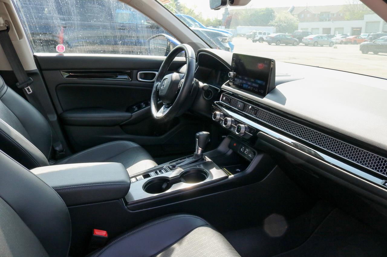 2023 Honda Civic Sedan Touring CVT | NAVIGATION | BOSE AUDIO| BLUETOOTH Photo