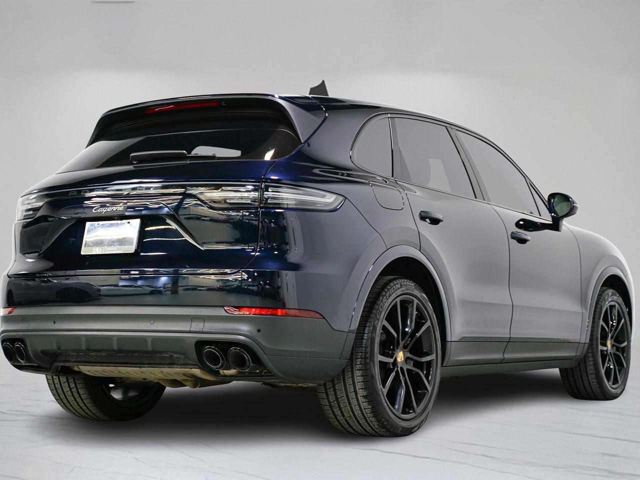 2023 Porsche Cayenne PREMIUM PLUS | PANO | 21 IN Photo