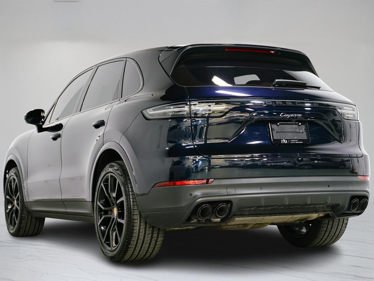 2023 Porsche Cayenne PREMIUM PLUS | PANO | 21 IN Photo