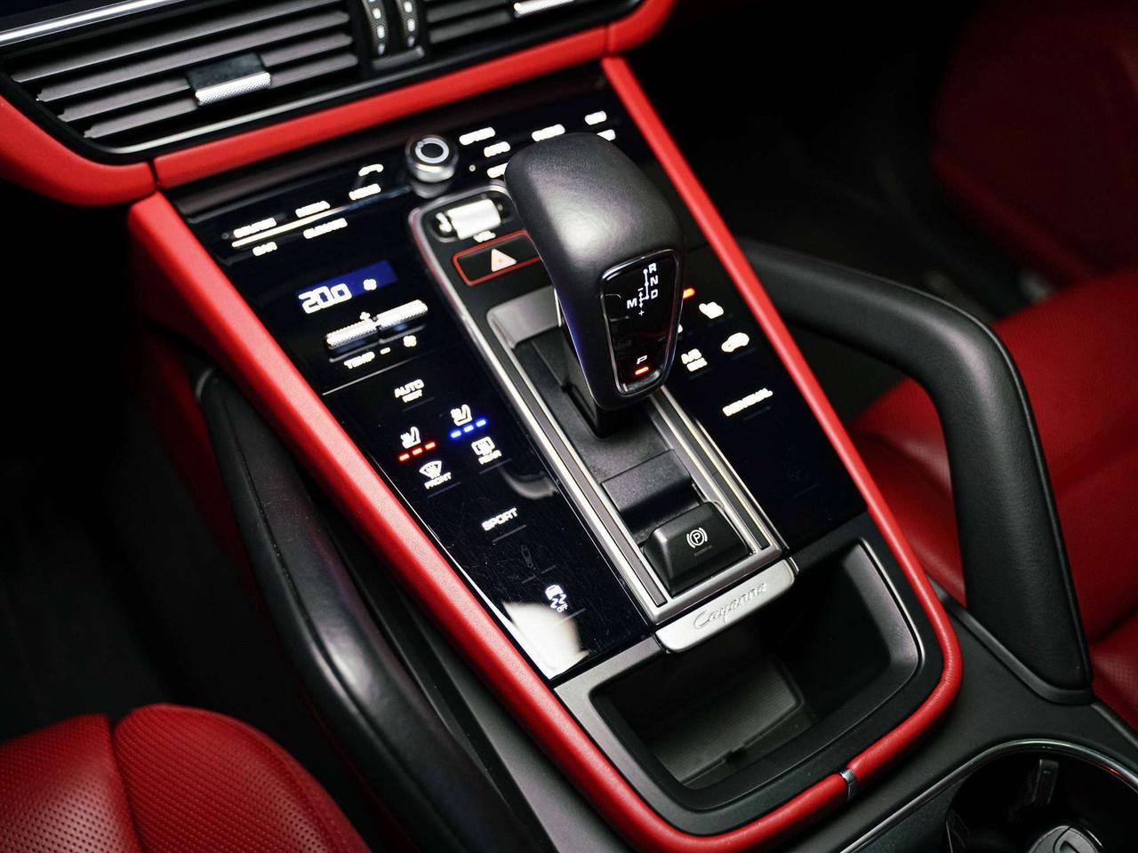 2023 Porsche Cayenne PREMIUM PLUS | PANO | 21 IN Photo