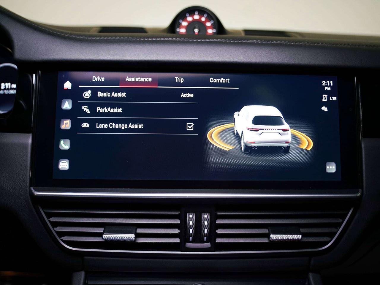 2022 Porsche Cayenne GTS | PREMIUM PLUS | PANO | 21 IN Photo