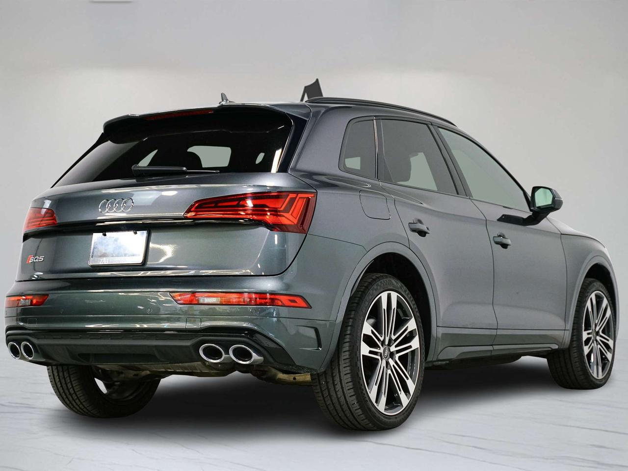 2021 Audi SQ5 TECHNIK | CARPLAY | BLACK PKG | B&O | 21 IN Photo3