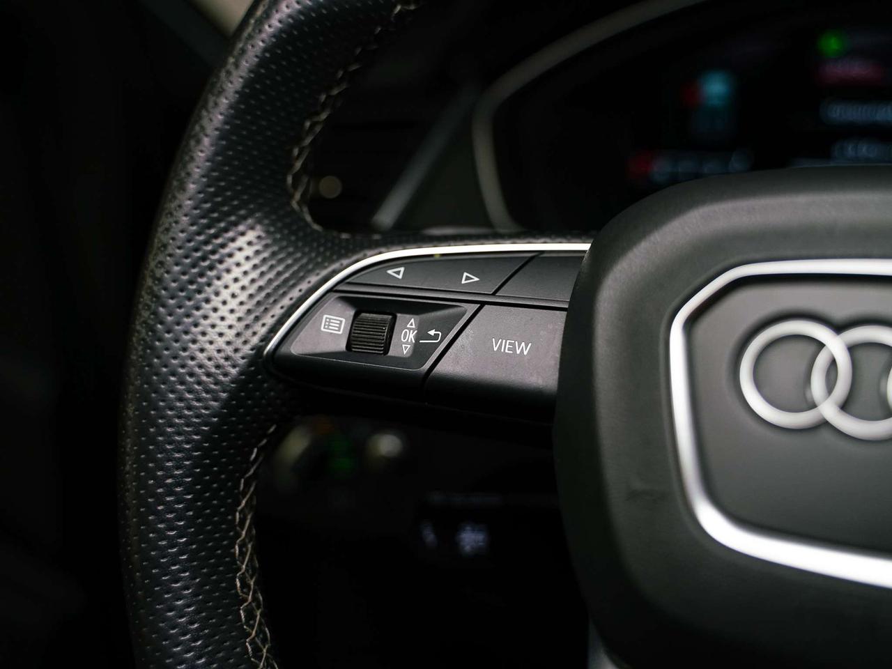 2021 Audi SQ5 TECHNIK | CARPLAY | BLACK PKG | B&O | 21 IN Photo