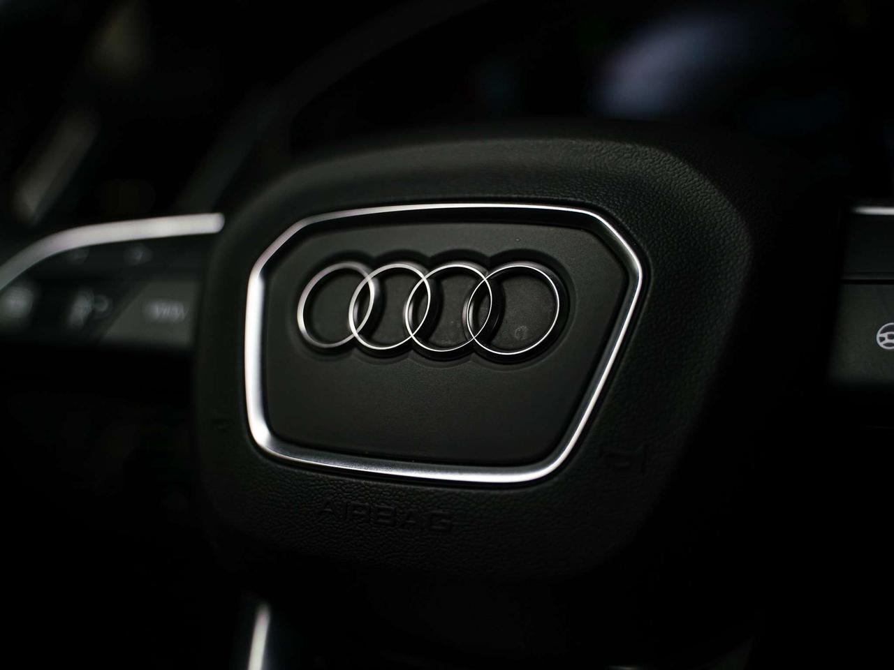 2021 Audi SQ5 TECHNIK | CARPLAY | BLACK PKG | B&O | 21 IN Photo