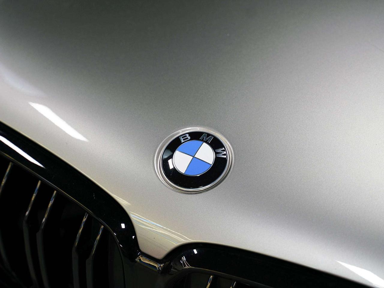 2022 BMW X6 M COMPETITION | PREMIUM | CARBON FIBRE | HUD | 21 IN Photo