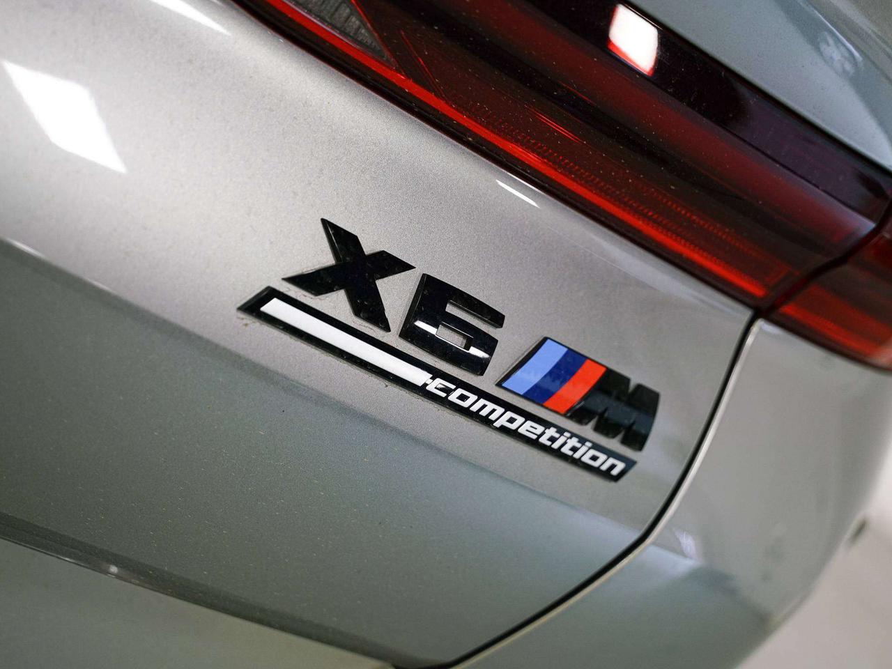 2022 BMW X6 M COMPETITION | PREMIUM | CARBON FIBRE | HUD | 21 IN Photo