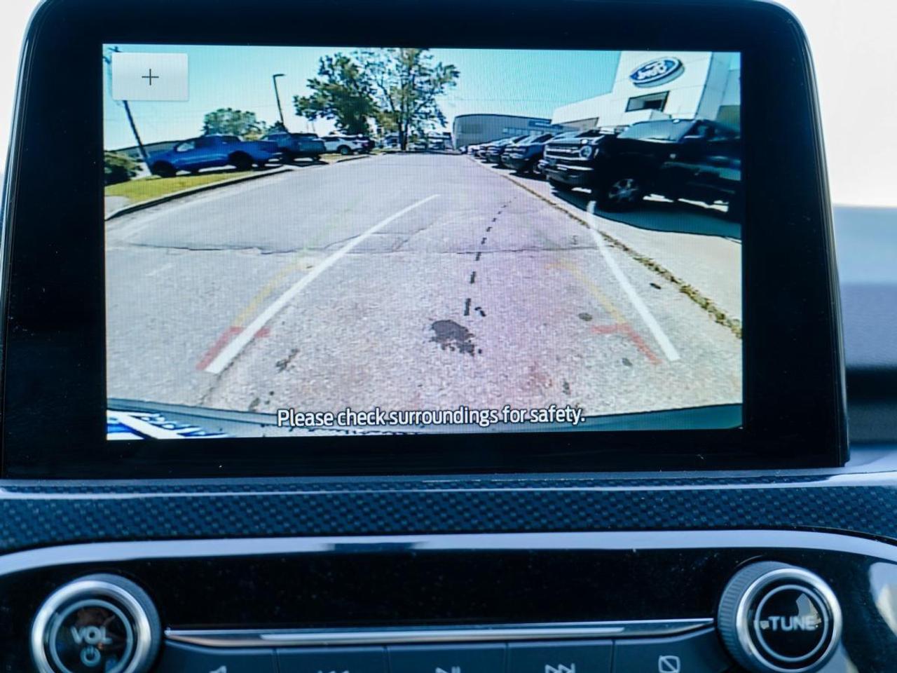 2025 Ford Escape ST-Line AWD | LOW KM | HEATED STEERING | HEATED SE Photo