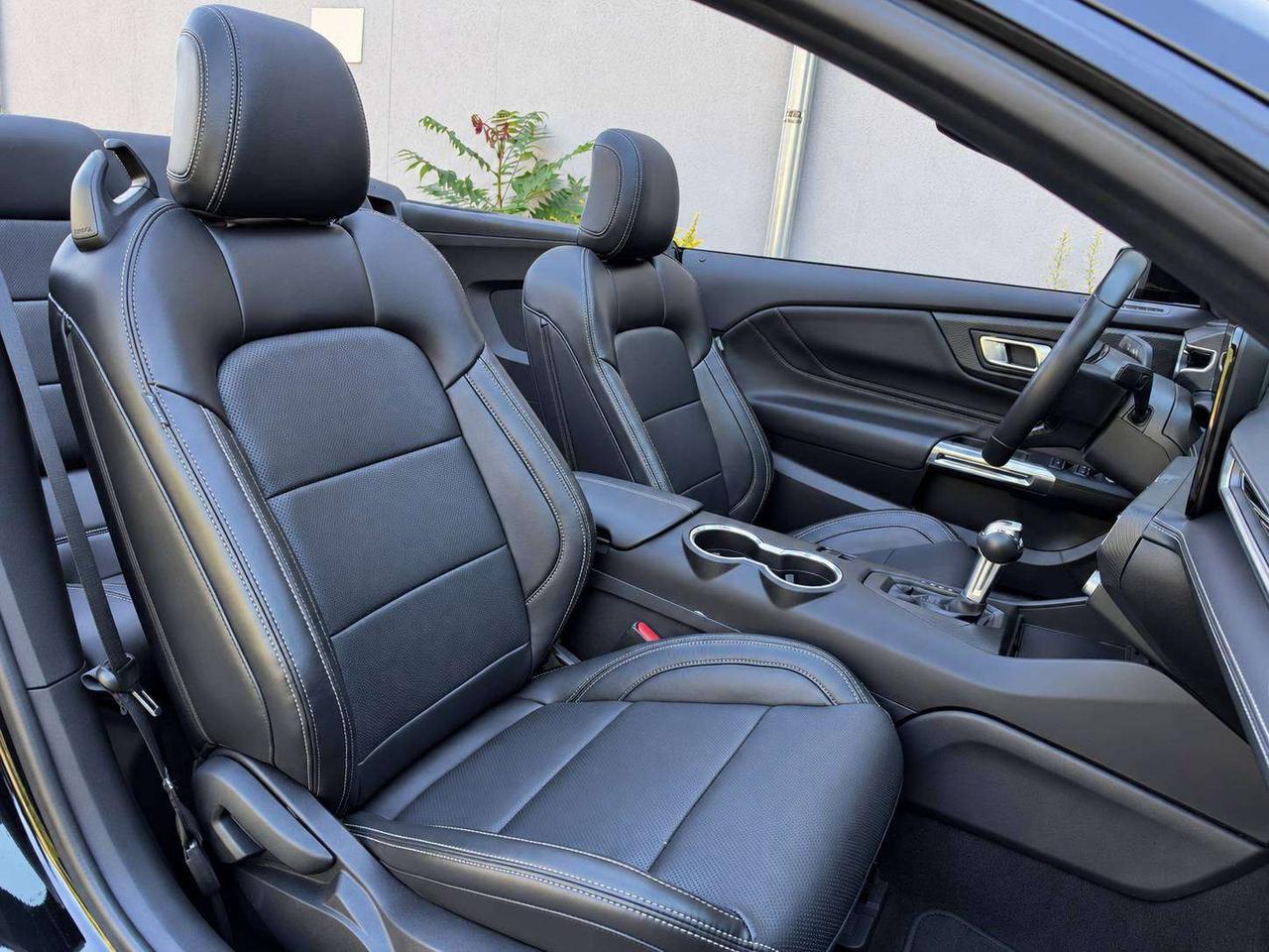 2025 Ford Mustang Ecoboost Premium Convertible RWD Photo