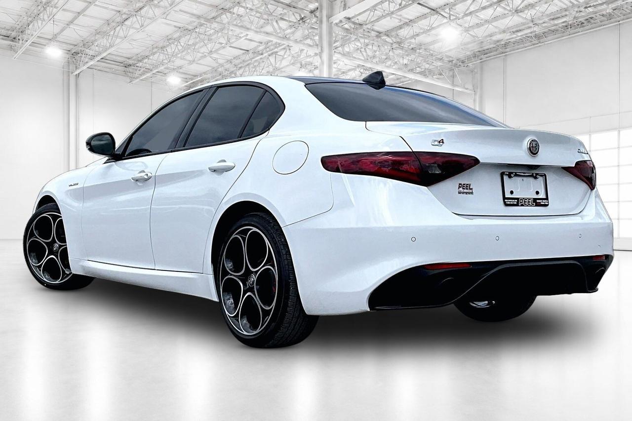 2023 Alfa Romeo Giulia Veloce | Premium Leather | Harman Kardon | AWD Photo