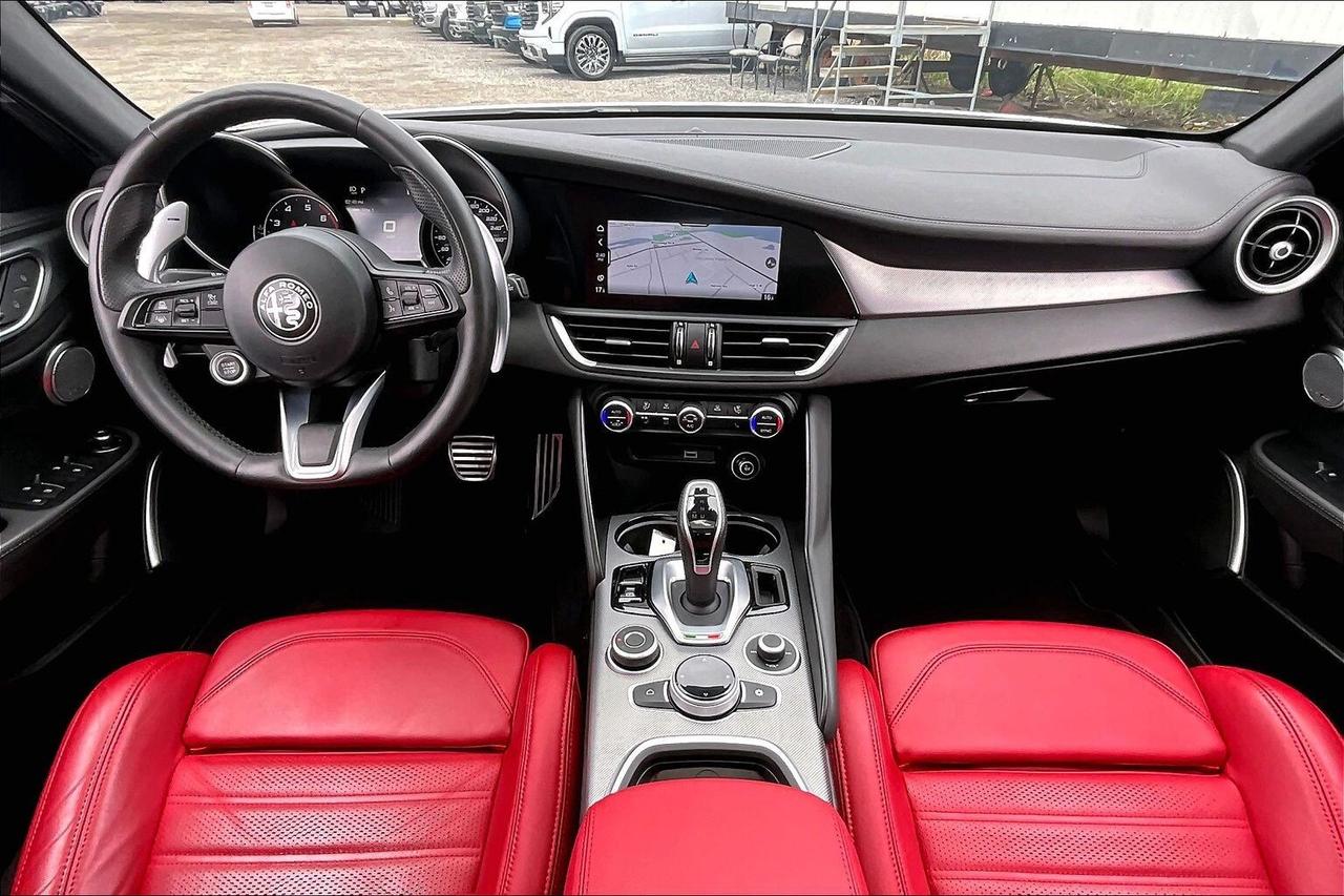 2023 Alfa Romeo Giulia Veloce | Premium Leather | Harman Kardon | AWD Photo
