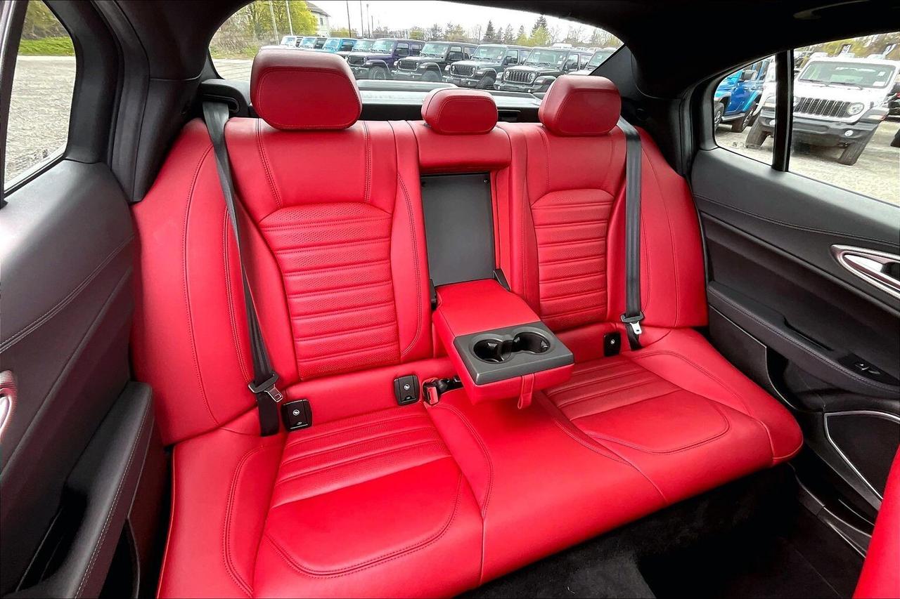 2023 Alfa Romeo Giulia Veloce | Premium Leather | Harman Kardon | AWD Photo