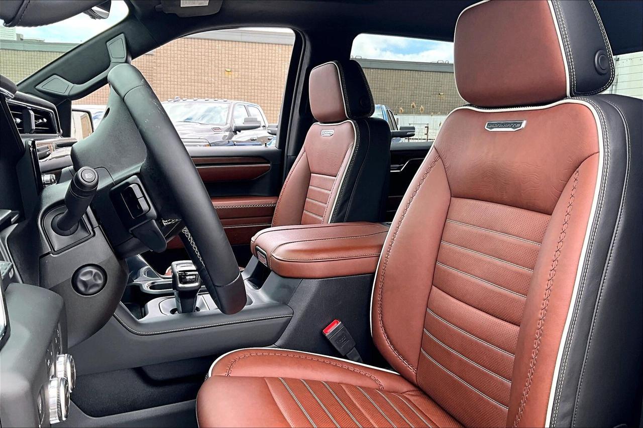 2026 GMC Sierra 1500 Denali Ultimate 6.2L V8 | Fully Loaded  | 4X4 Photo