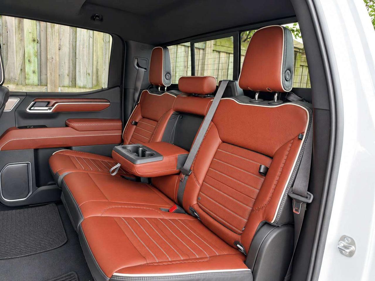 2026 GMC Sierra 1500 Denali Ultimate 6.2L V8 | Fully Loaded  | 4X4 Photo