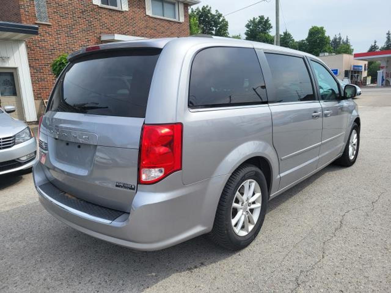 2017 Dodge Grand Caravan SE Plus Photo