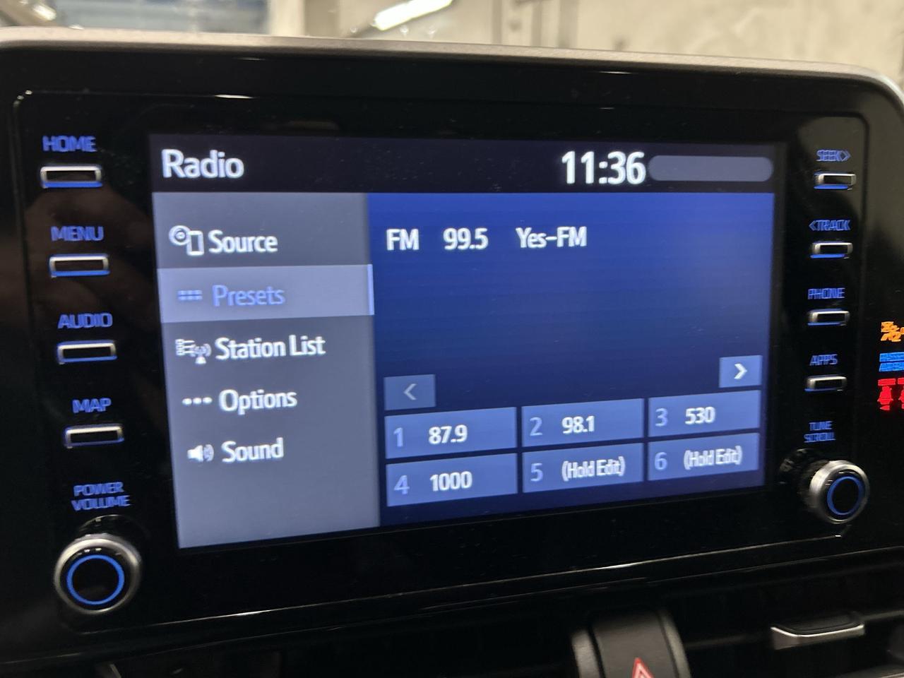 2021 Toyota C-HR HTD SEATS |CARPLAY | ADAPT. CRUISE |REAR CAM | A/C Photo2