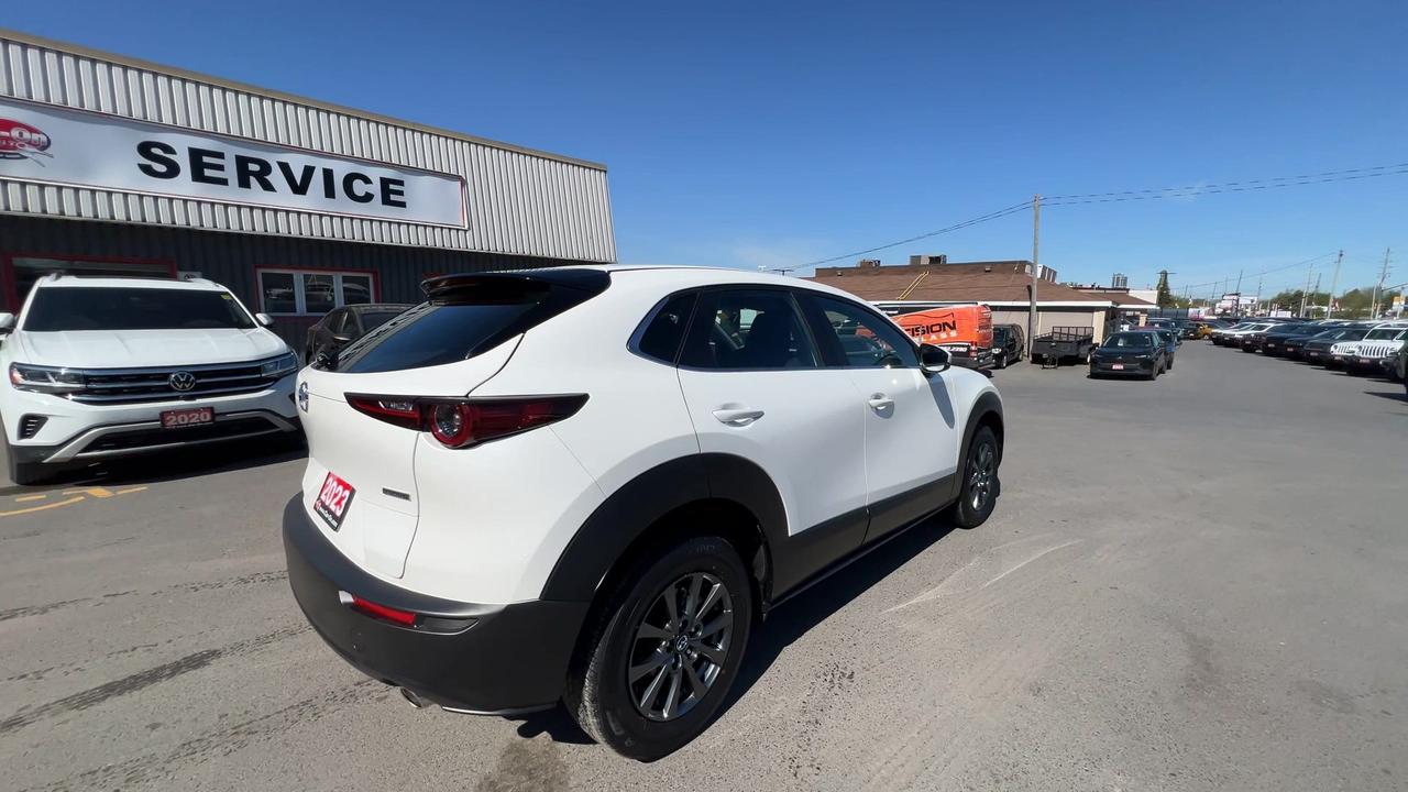 2023 Mazda CX-30 AWD | ONLY 6,300KMS! | HTD SEATS |CARPLAY | ALLOYS Photo